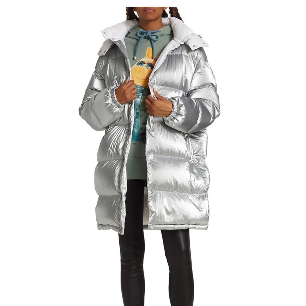 AUTHENTIC MONCLER WOMEN’S COAT ***STILL IN STORES*** BRAND NEW WITH TAGS***